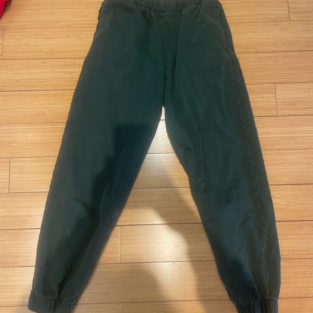 Brandy Melville Green Rosa Sweatpants